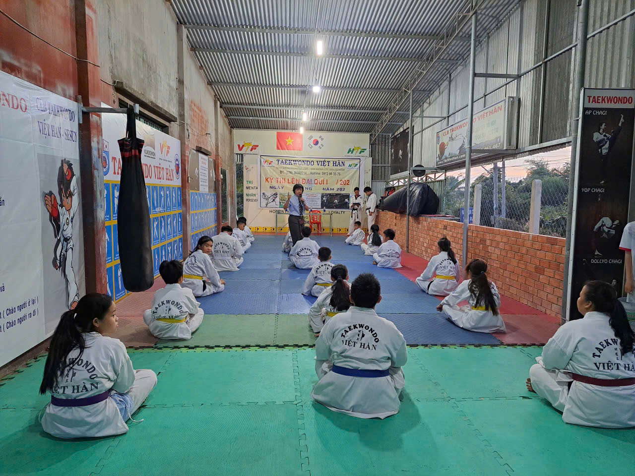 TAEKWONDO VIỆT HÀN – GÒ DẦU TAEKWONDO VIỆT HÀN – GÒ DẦU